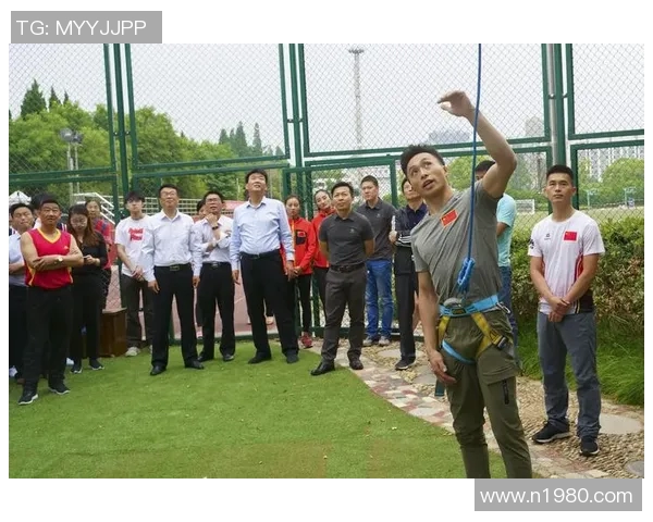 杭州攀岩队的节奏体系与攀岩战术的深度解析与应用探讨 杭州攀岩队的节奏体系与攀岩战术的深度解析与应用探讨