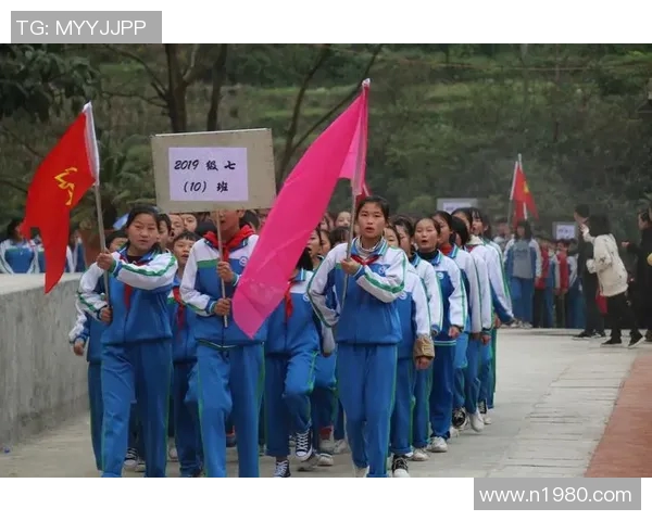 足球明星帅哥头像高清大集合展现球场魅力与青春风采 足球明星帅哥头像高清大集合展现球场魅力与青春风采
