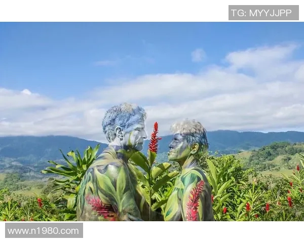 足球明星艺术家跨界之旅展现运动与艺术的完美融合 足球明星艺术家跨界之旅展现运动与艺术的完美融合